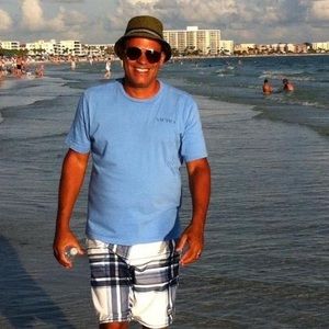 Meet your Posher, Roberto